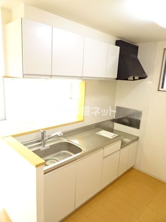 レクイアーレ72 Dのキッチン