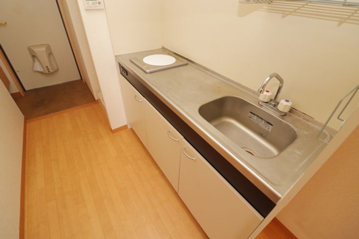 第32友建ビルのキッチン