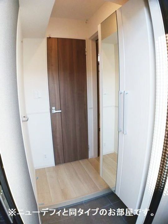 シュタイン・フルスの玄関