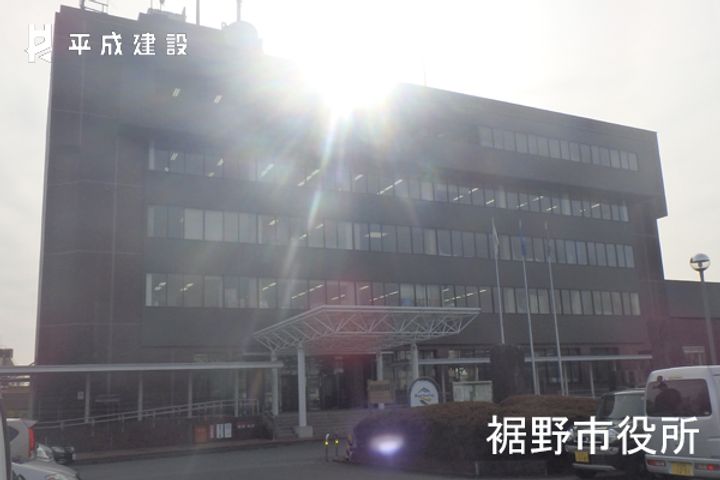 アンビシオンの周辺