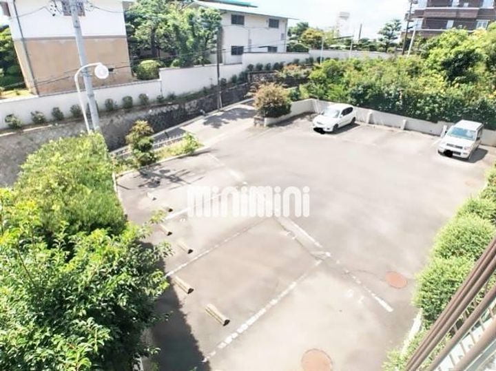 シャトー樹里の地図