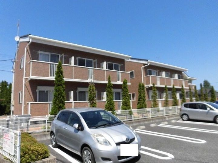 グランノヴァの外観
