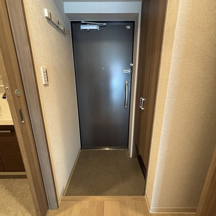 Raum麻布十番の玄関