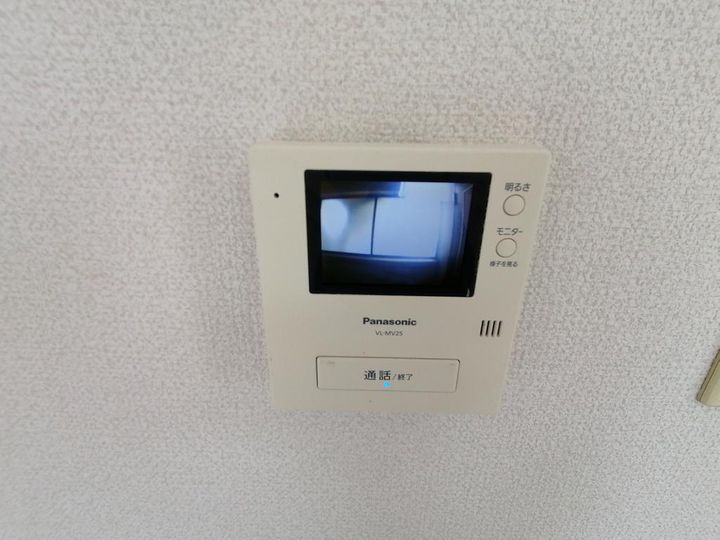 アワーズバリーの内装