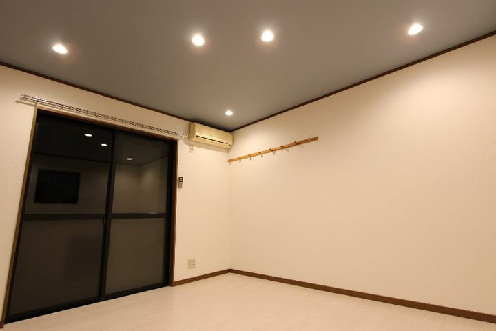 クレストの居間