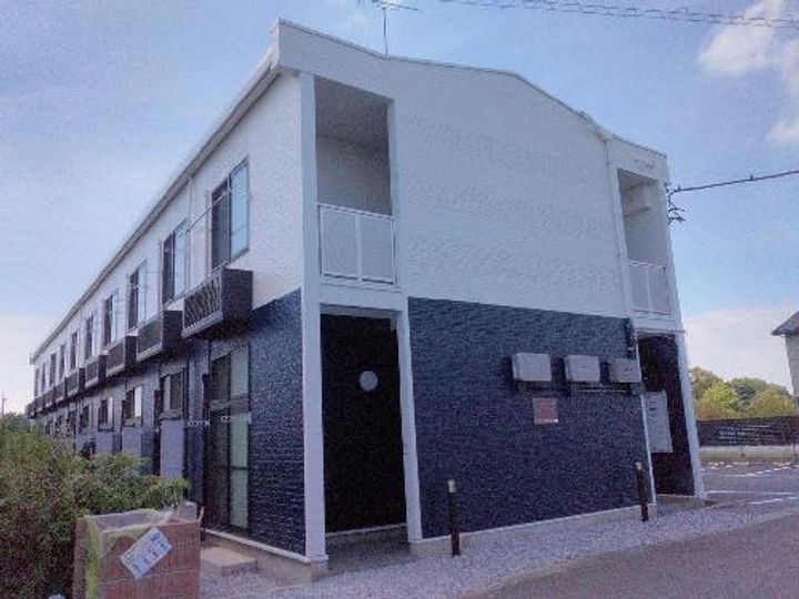 レオパレス針ヶ谷の丘の外観