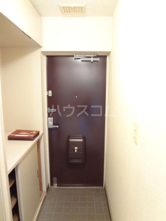 ブライトネス北鴻巣の玄関