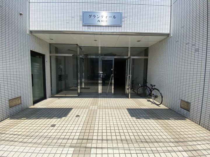 グランディール西川口の地図