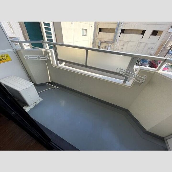 浅井ビルの内装