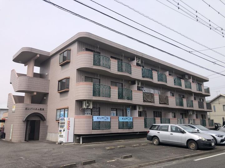 カンパーニュ敷島の外観