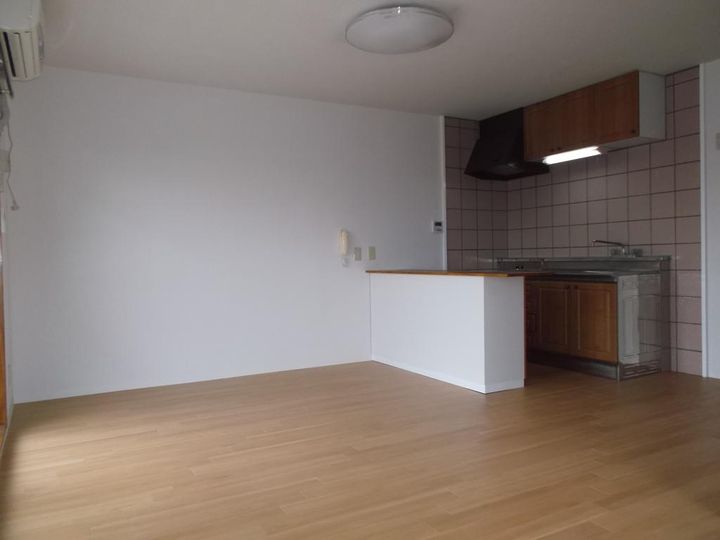 カンパーニュ敷島の居間