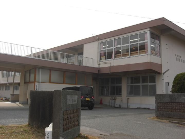 ディアス青山Iの周辺