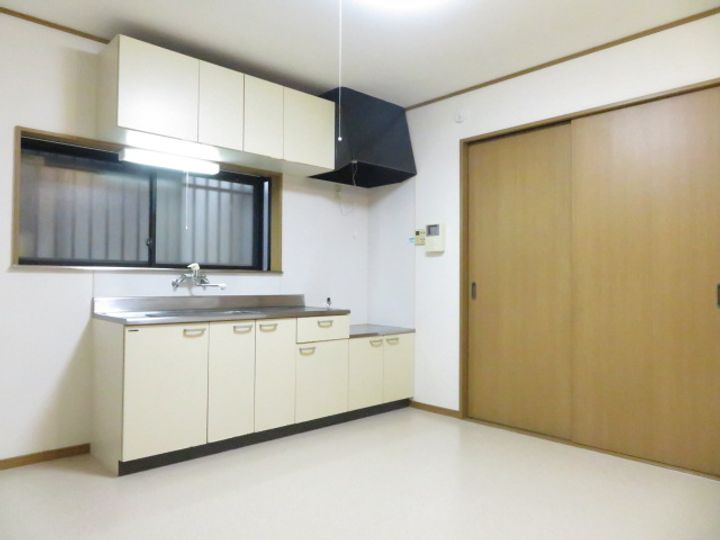 アレストHKIの居間