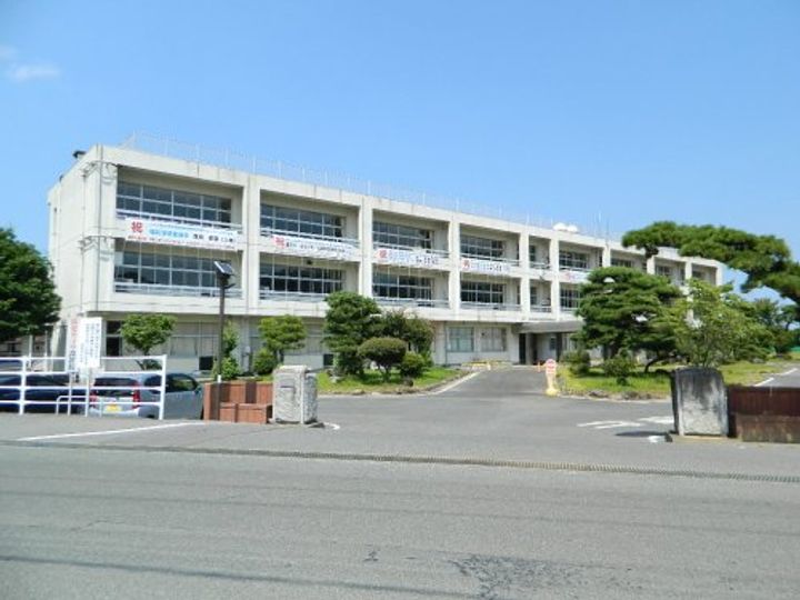ヴューテラス リオ Cの周辺