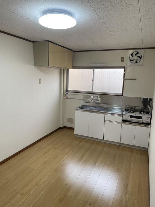 メゾンエポリアの居間