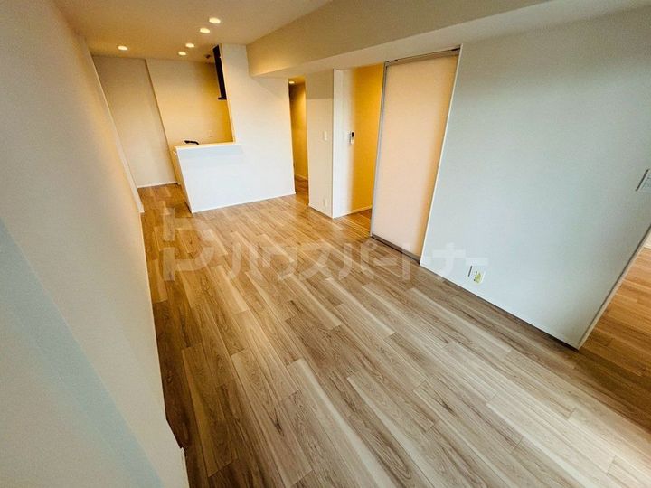 東京都荒川区東尾久8(マンション)の賃貸物件の居間