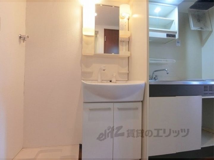 T’sコートの内装