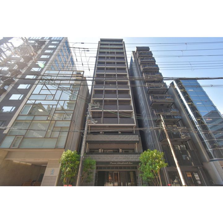 プレサンス堺筋本町駅前の外観