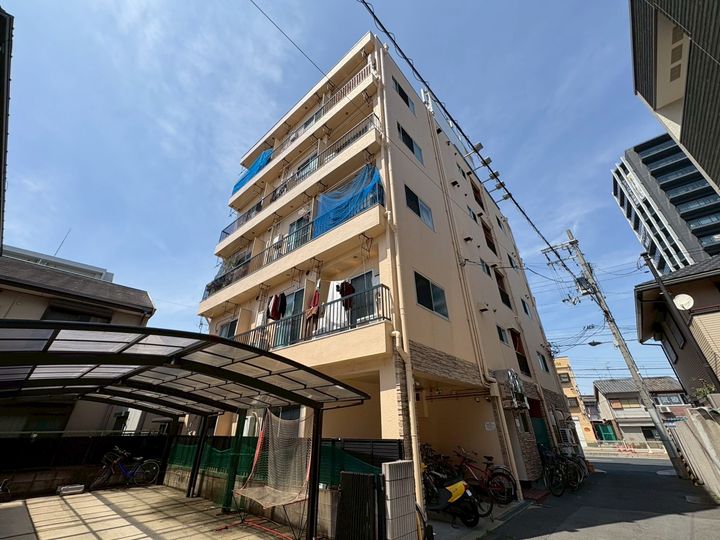 グリーンコーポ山坂の外観