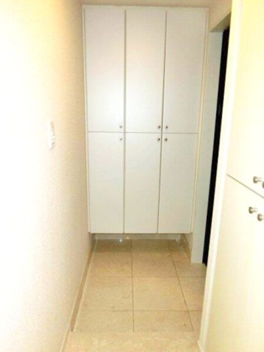 エルミタージュ荻窪の玄関