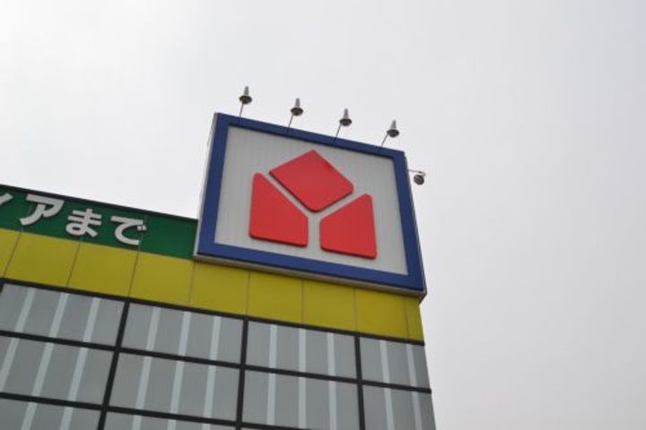 アドバンス三宮シュロスの周辺