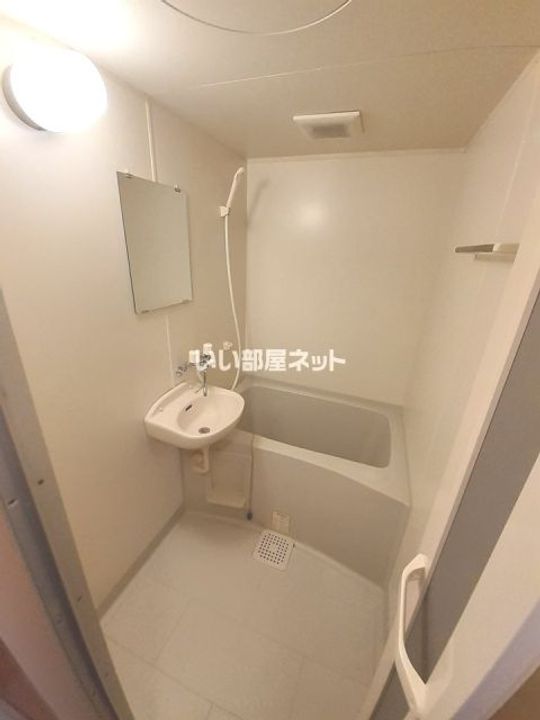 リバーライズIIの風呂