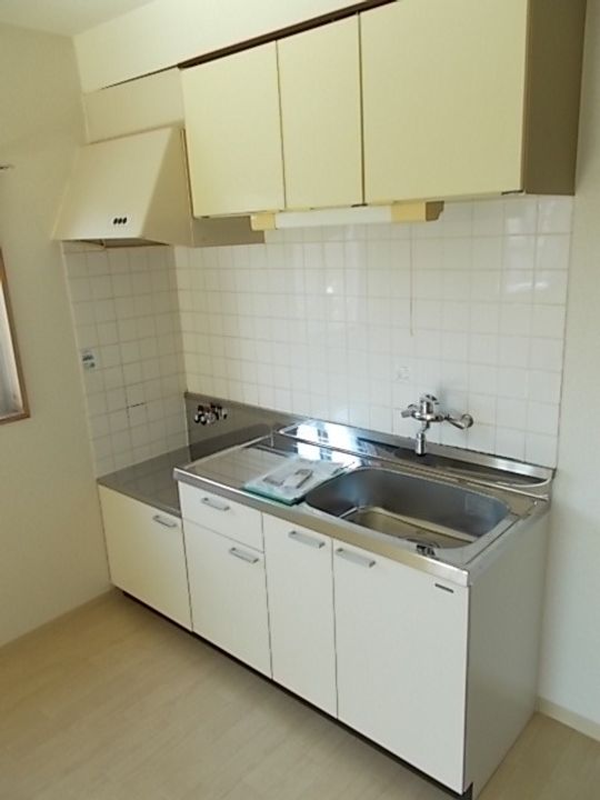 静岡県浜松市中央区飯田町(マンション)の賃貸物件のキッチン
