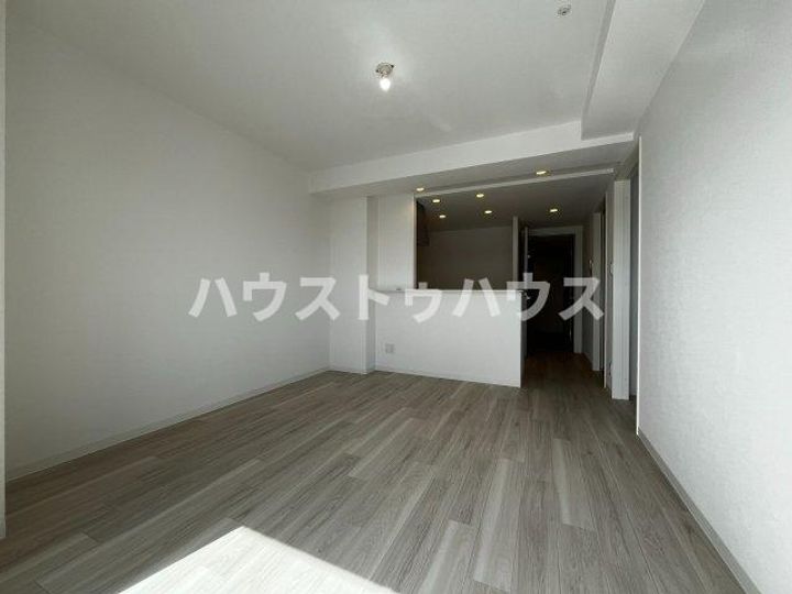 アーバンパーク谷在家の居間