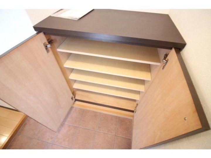 スカイコート一万城の内装