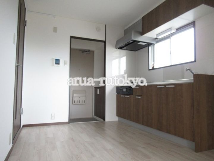 東京都三鷹市北野2(マンション)の賃貸物件の居間