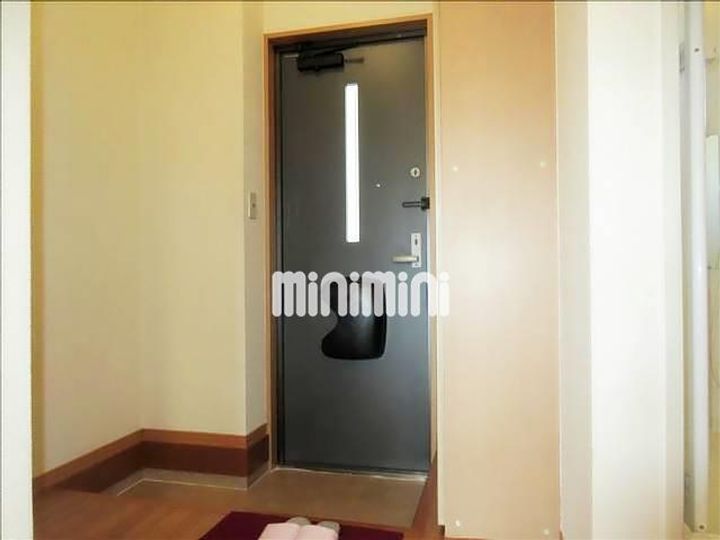 アヴェニールの玄関