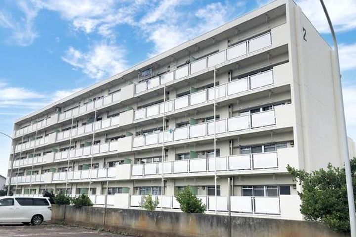 ビレッジハウス越路2号棟の外観