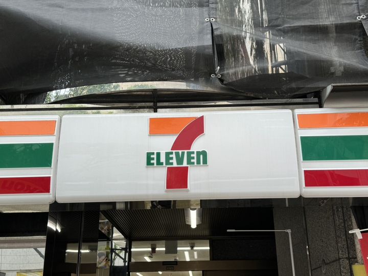 No40 PROJECT2100博多駅前の周辺