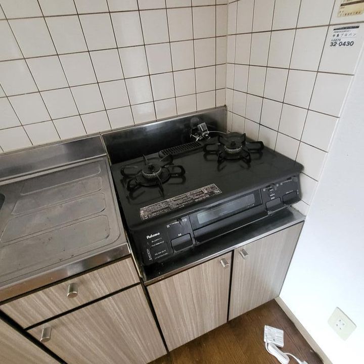 東小保方ハイツBのキッチン
