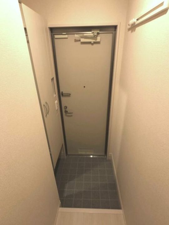 福島県福島市瀬上町字柳沼(アパート)の賃貸物件の玄関