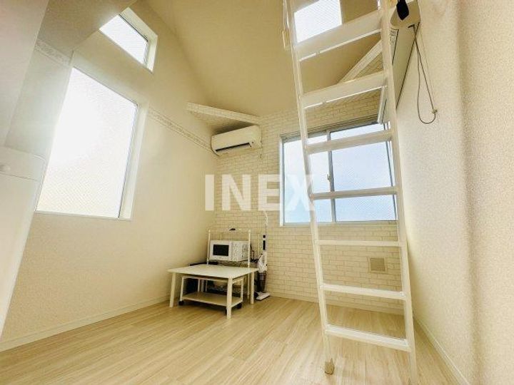 神奈川県横浜市保土ヶ谷区岩間町2(アパート)の賃貸物件の居間