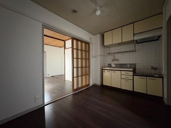 東武練馬サニーコーポの居間