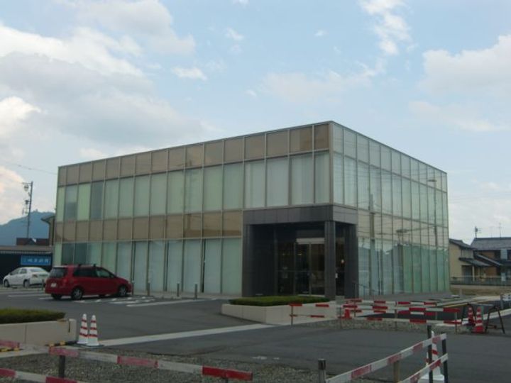 オークヒルズの周辺