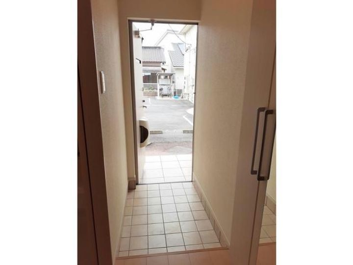 愛知県碧南市作塚町3(アパート)の賃貸物件の玄関