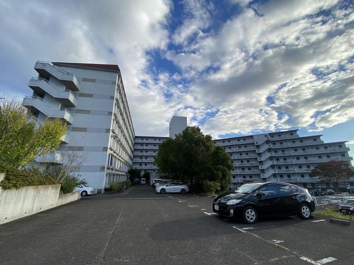 セントヒルズ仙台A棟の外観