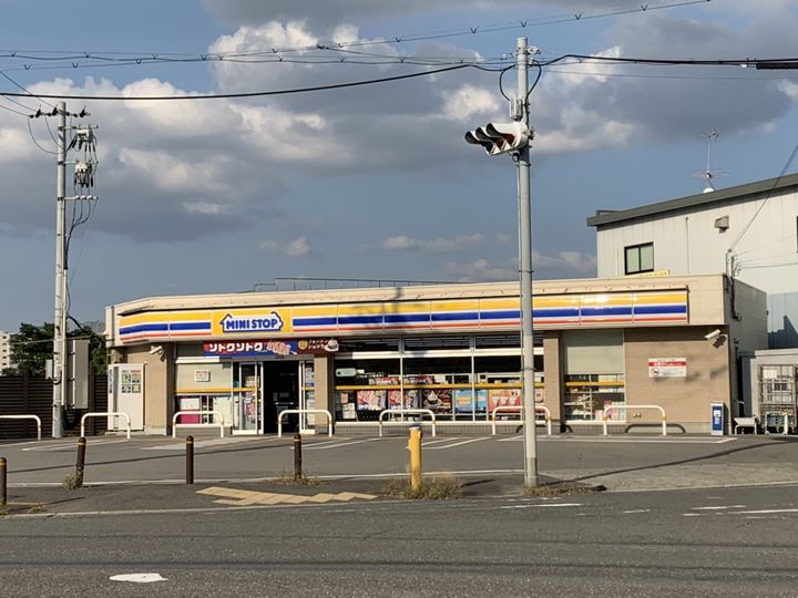 ベルメゾンIIの周辺