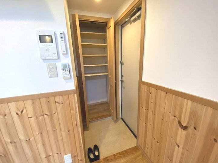 プリマ坂戸参番館の玄関