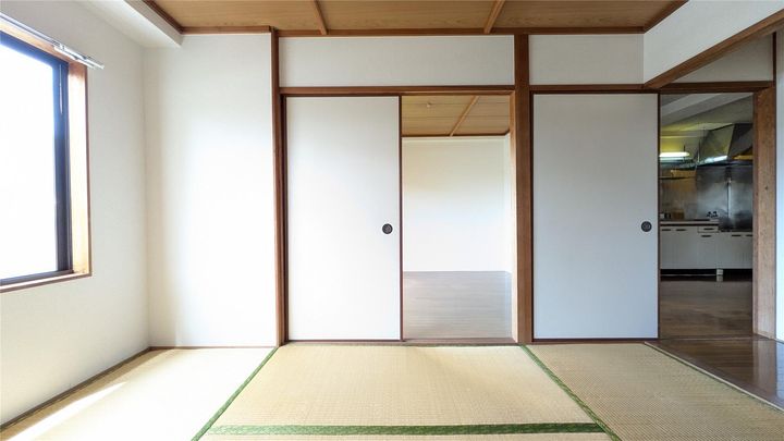 オレンジコーポの居間