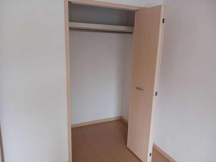 ヘイムランドさく花園 Bの内装
