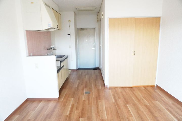 マンション河村の居間