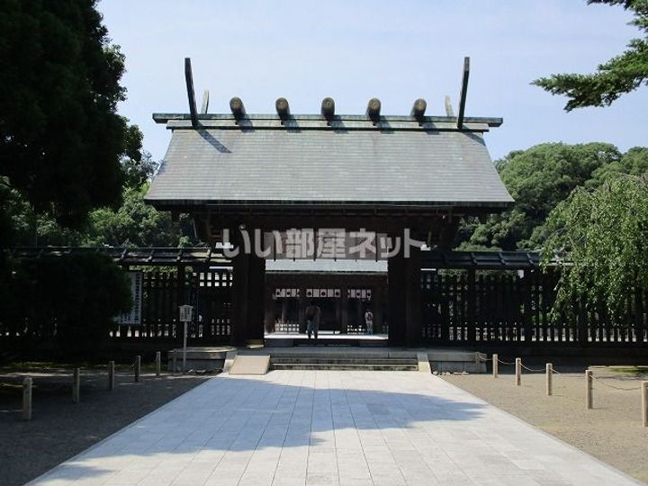 フォレストパーク神宮の周辺