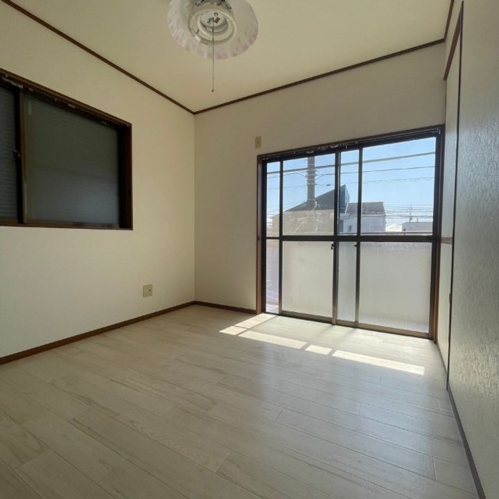 ハイツアオイの居間