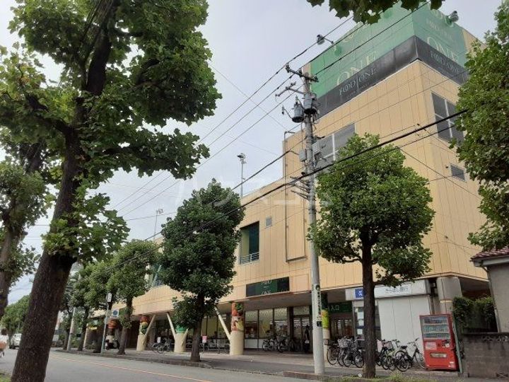 信陽堂ビルの周辺
