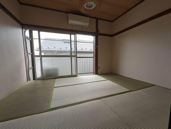 メゾンむさしやの居間