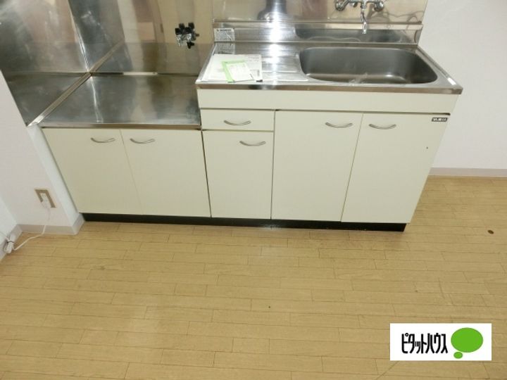 フレグランスカドヤのキッチン